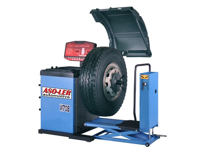 Digitalna balanserka za teretni i putnički program sa integrisanim liftom za točkove W70